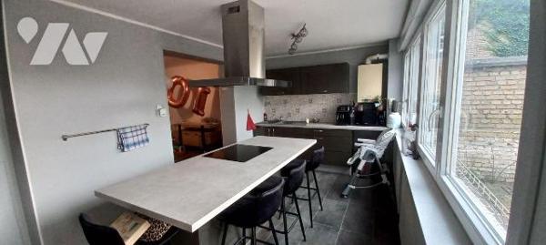 Dunkerque (59640) Petite Synthe, maison de ville de 1965 édifiée sur 304 m²  située dans un sec...