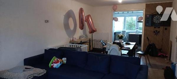 Dunkerque (59640) Petite Synthe, maison de ville de 1965 édifiée sur 304 m²  située dans un sec...