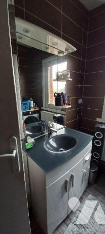 Dunkerque (59640) Petite Synthe, maison de ville de 1965 édifiée sur 304 m²  située dans un sec...