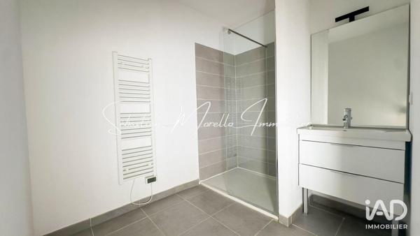 Appartement à vendre 3 pièces 59 m² Nîmes
