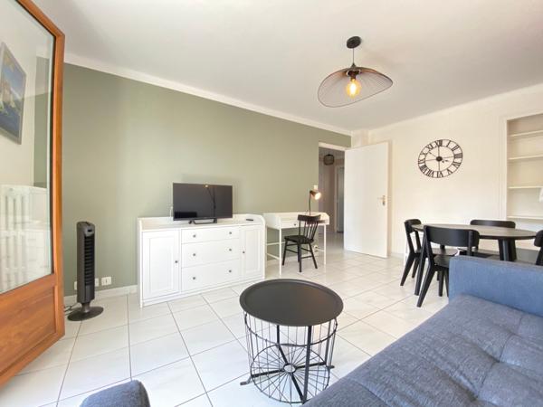 SPECIAL ETUDIANT - ANNECY - F2 de 52 m² meublé