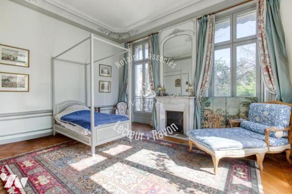 Versailles Rive Droite, Appartement d'exception 160 m2 avec terrasse et jardin