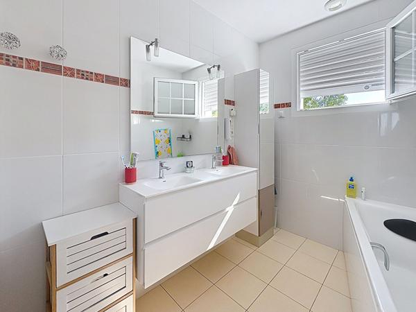 Charmante Maison de Plain Pied Saint Gervais