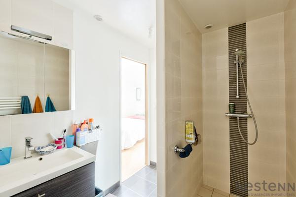 VENTE - MAISON D'ARCHITECTE CHAMBRE DE PLAIN PIED VILLE OGER