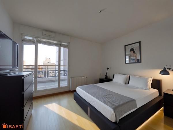 Coeur de ville, duplex en dernier étage, 3 terrasses, vue dégagée, cave
