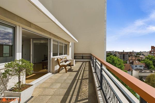 Coeur de ville, duplex en dernier étage, 3 terrasses, vue dégagée, cave