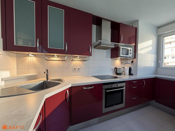 Coeur de ville, duplex en dernier étage, 3 terrasses, vue dégagée, cave