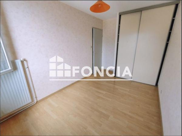 Location Appartement 4 pièces 81.19 m² - 86 RUE DE L'ISLE Voreppe 38340