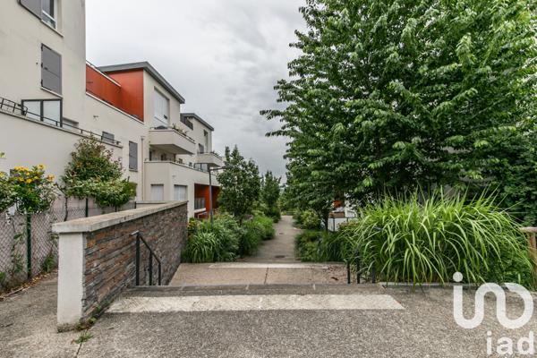 Location appartement 4 pièces 72 m² Villemomble