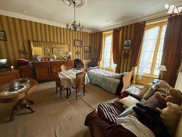 NOUVEAUTE ! Un immeuble à usage commercial et d'habitation à CHATELAUDREN-PLOUAGAT