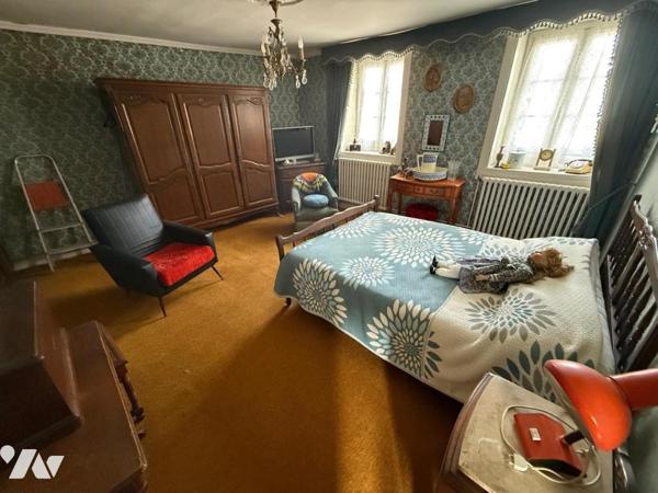 NOUVEAUTE ! Un immeuble à usage commercial et d'habitation à CHATELAUDREN-PLOUAGAT