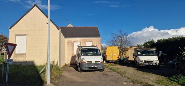 A vendre- Finistère sud-Douarnenez- murs local commercial- terrain
