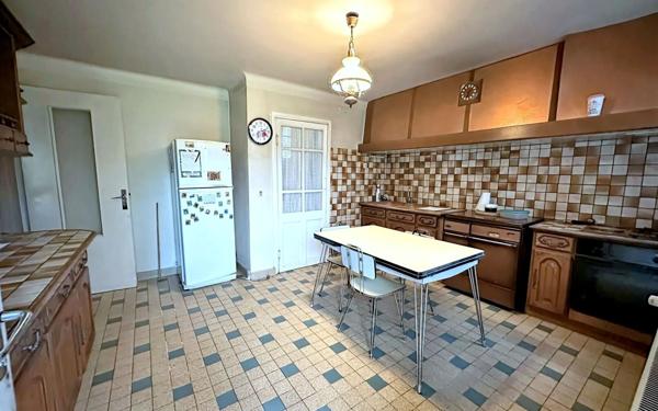 Maison à vendre    10 pièces •  Magescq