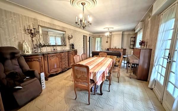 Maison à vendre    10 pièces •  Magescq