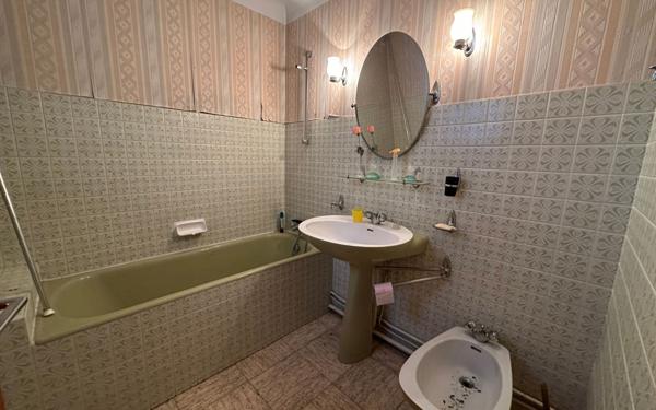 Maison à vendre    10 pièces •  Magescq