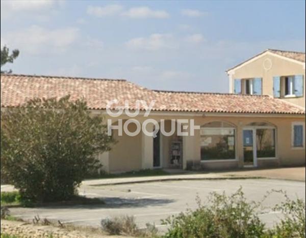 A LOUER LOCAL PROFESSIONNEL À SAINT SIFFRET