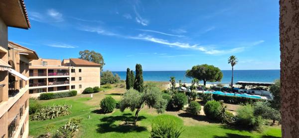 T3 en duplex au dernier étage – Vue mer exceptionnelle