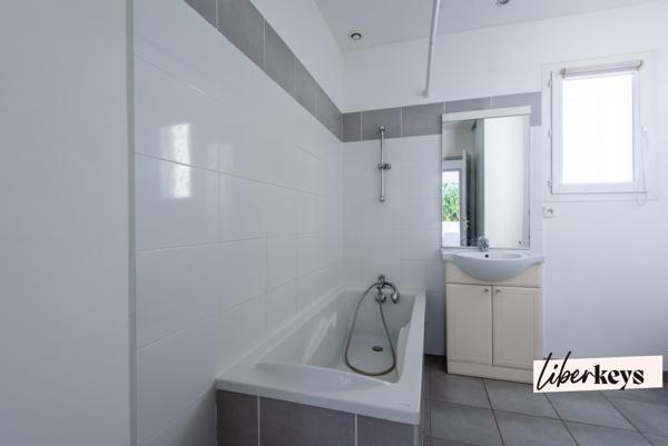 🏡 Maison EM T4 d'environ 72,16m² + terrasse + garage et place de parking proche centre ville