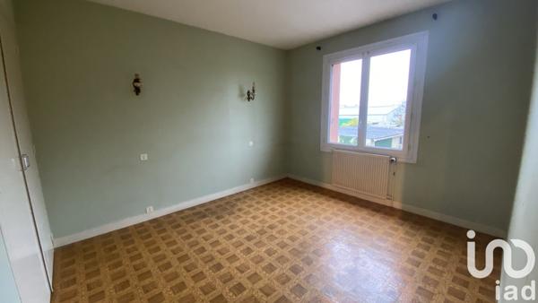 Maison 4 pièces de 88 m² à Fontenay-le-Comte (85200)