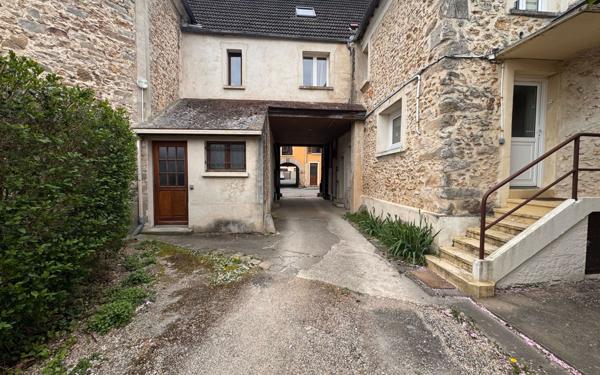 Appartement à vendre    1 pièce •  Bonnelles