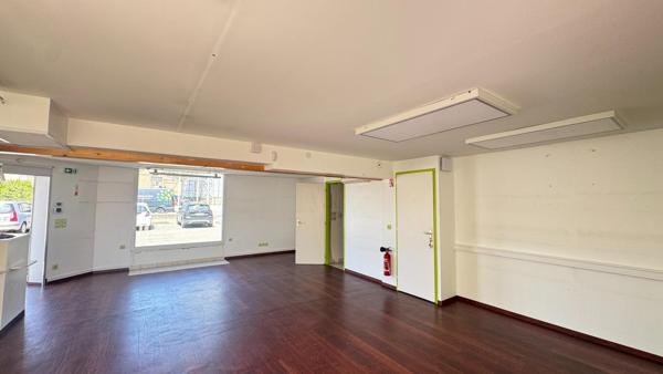 Murs commerciaux + Appartement