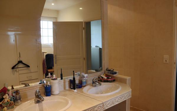 Maison à vendre    8 pièces • 400 m2 Saint-Georges-sur-Baulche