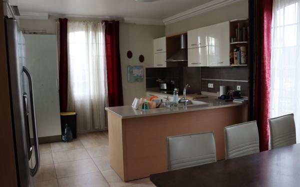 Maison à vendre    8 pièces • 400 m2 Saint-Georges-sur-Baulche