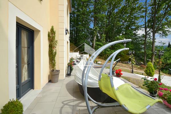 MAISON RECENTE VUE IMPRENABLE!