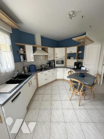 MAISON D'ARCHITECTE - ROUILLON