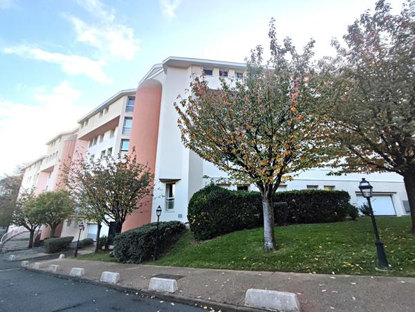 Appartement La Celle Saint Cloud 2 pièce(s) 58 m2