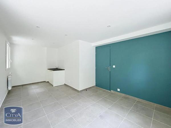 Local professionnel à louer 45.05m² Pommiers (69480)