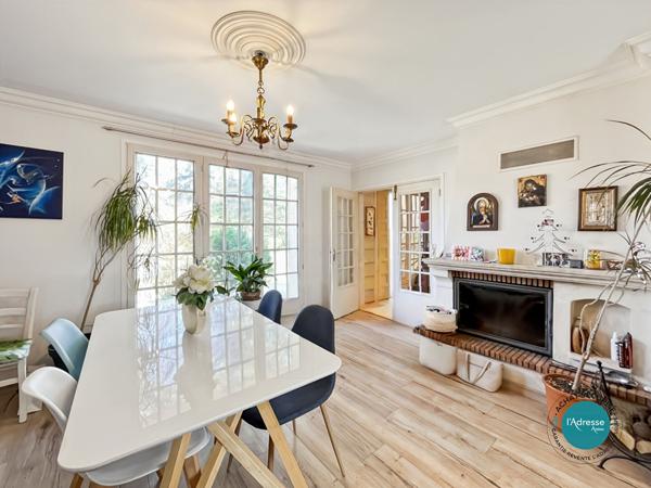 Maison Cerny 7 pièce(s) 145 m2