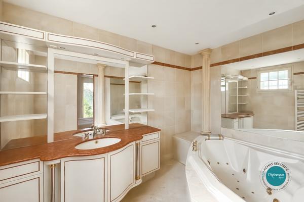 Maison Cerny 7 pièce(s) 145 m2
