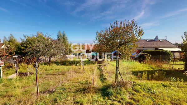 EXCEPTIONNEL Terrain Montlhery 700 m2