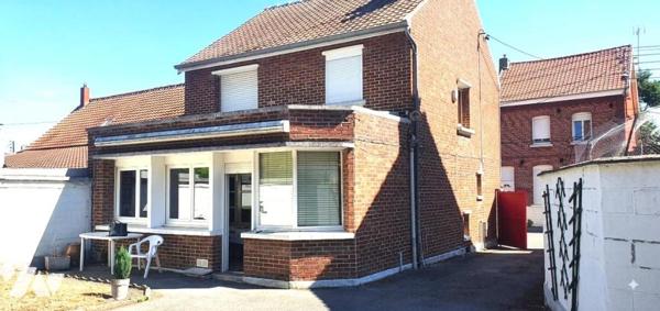 Maison avec 3 garages