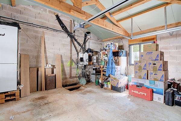 Maison 131 m² avec piscine 9 x 4 m, terrain 691 m² et prestations haut de gamme à Vitrolles