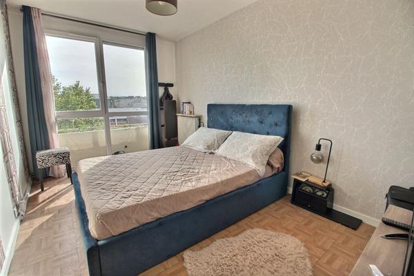 Appartement duplex 6 pièces 102.85 m2 ORLY