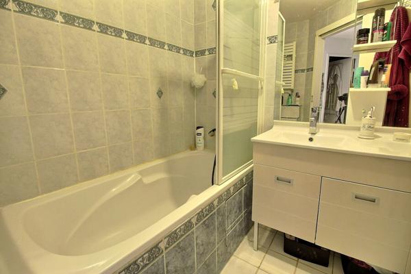 Appartement duplex 6 pièces 102.85 m2 ORLY