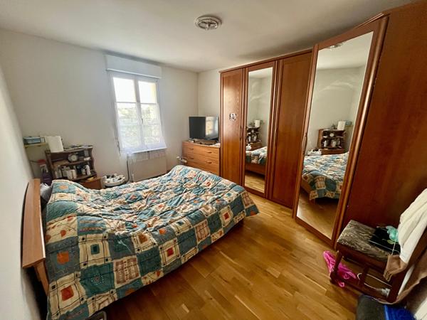 Meaux maison HYPER centre ville avec local professionnel