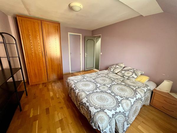 Meaux maison HYPER centre ville avec local professionnel