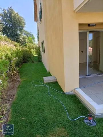 Appartement à louer 1 pièce 26.01m²