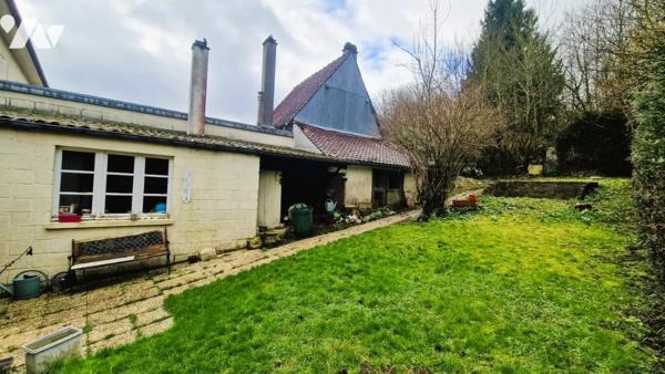 MAISON MITOYENNE À RÉNOVER