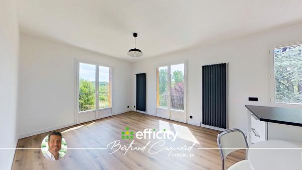 Maison
         4 pièces
        - 72 m² Exclusivité 198 000 € *