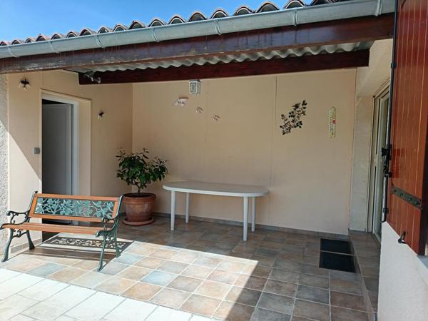 Pavillon plain-pied, deux chambres, garage, jardin
