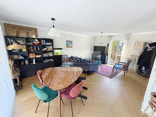 Maison 118m² / 3 chambres / 376m² jardin comble aménagable