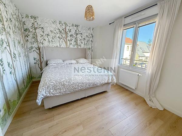 Maison 118m² / 3 chambres / 376m² jardin comble aménagable