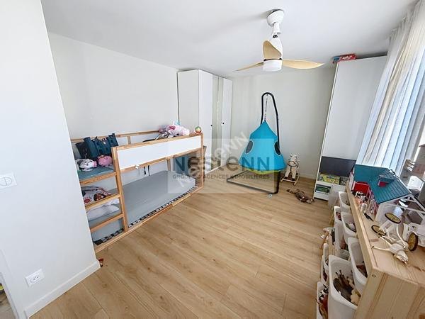 Maison 118m² / 3 chambres / 376m² jardin comble aménagable