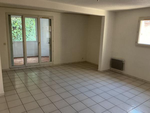 Appartement t2 d'env 45 m² + véranda de 10 m²