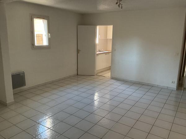 Appartement t2 d'env 45 m² + véranda de 10 m²