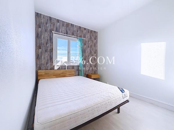 Chalet 8 pièce(s) 5 chambre(s) 100 m²